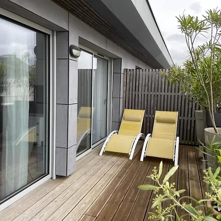 Cassini333 Centre Apartment